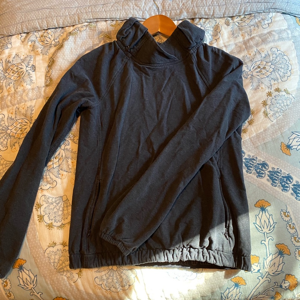 Lululemon Sweatshirt